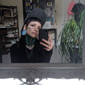 Meet your Posher, Alister